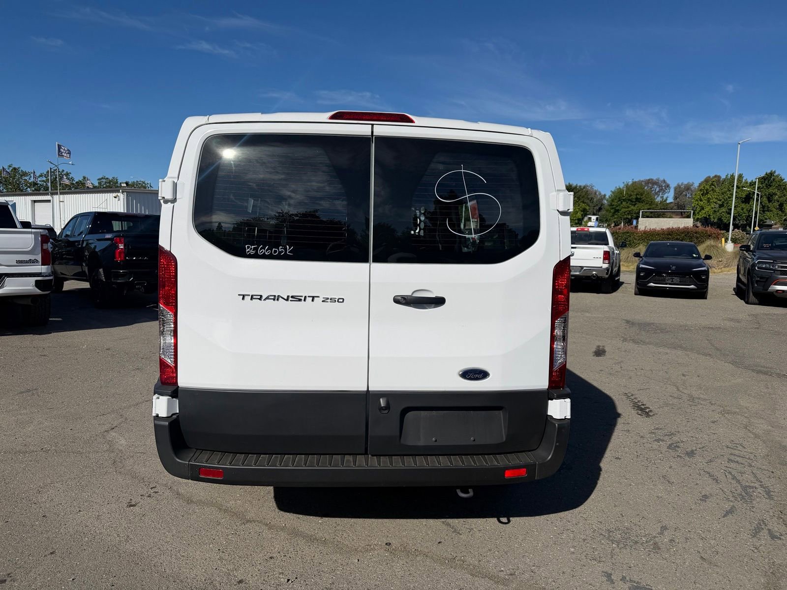 Certified 2025 Ford Transit 250 Low Roof w/ Exterior Upgrade Package RWD image 4