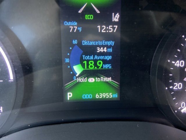 Used 2024 Toyota Sienna XLE image 20