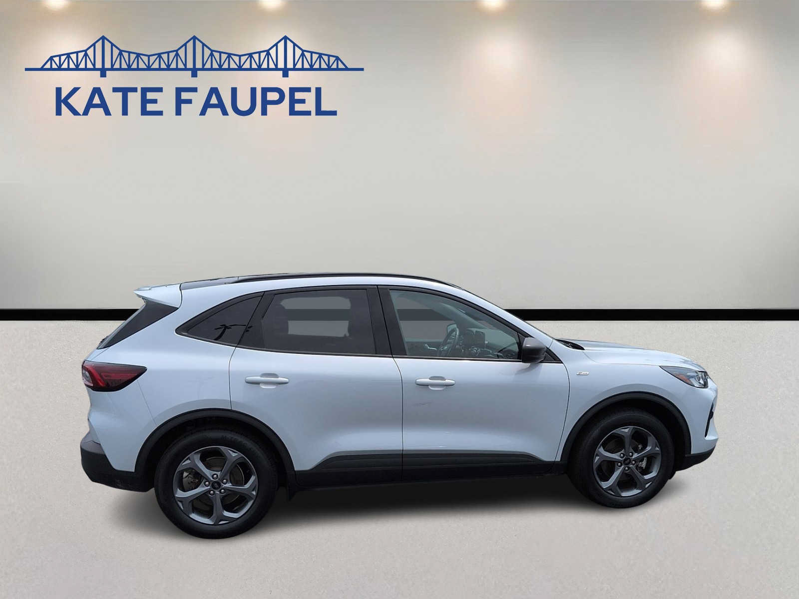 Certified 2025 Ford Escape ST-Line w/ Equipment Group 301A FWD image 8