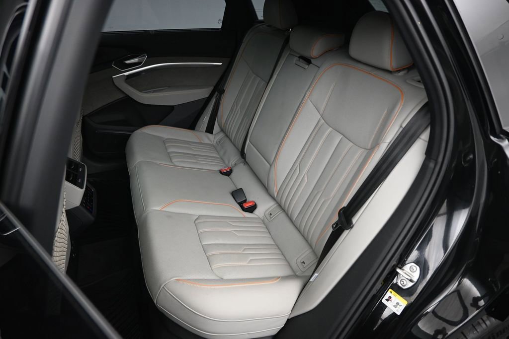 Used 2023 Audi e-tron Chronos w/ Chronos Package AWD/4WD image 13