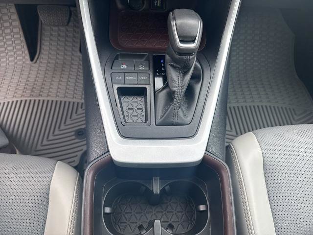 Used 2024 Toyota RAV4 Limited w/ Weather Package image 27