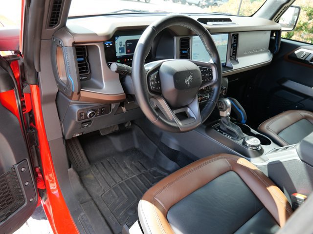 Certified 2023 Ford Bronco Outer Banks w/ Sasquatch Package AWD/4WD image 12