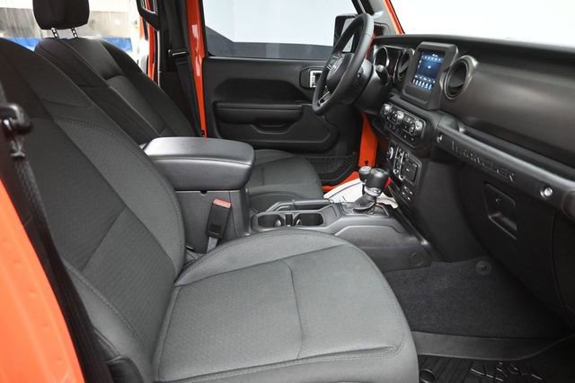 Used 2023 Jeep Wrangler Unlimited Sport AWD/4WD image 26