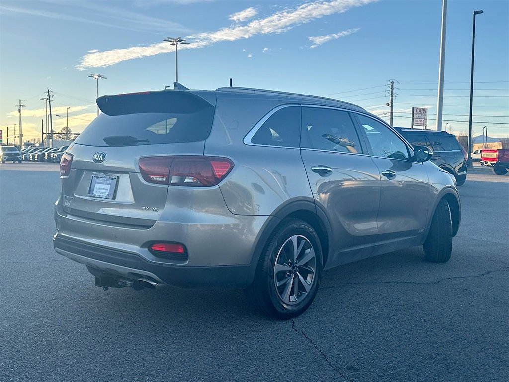 Used 2019 Kia Sorento EX image 4