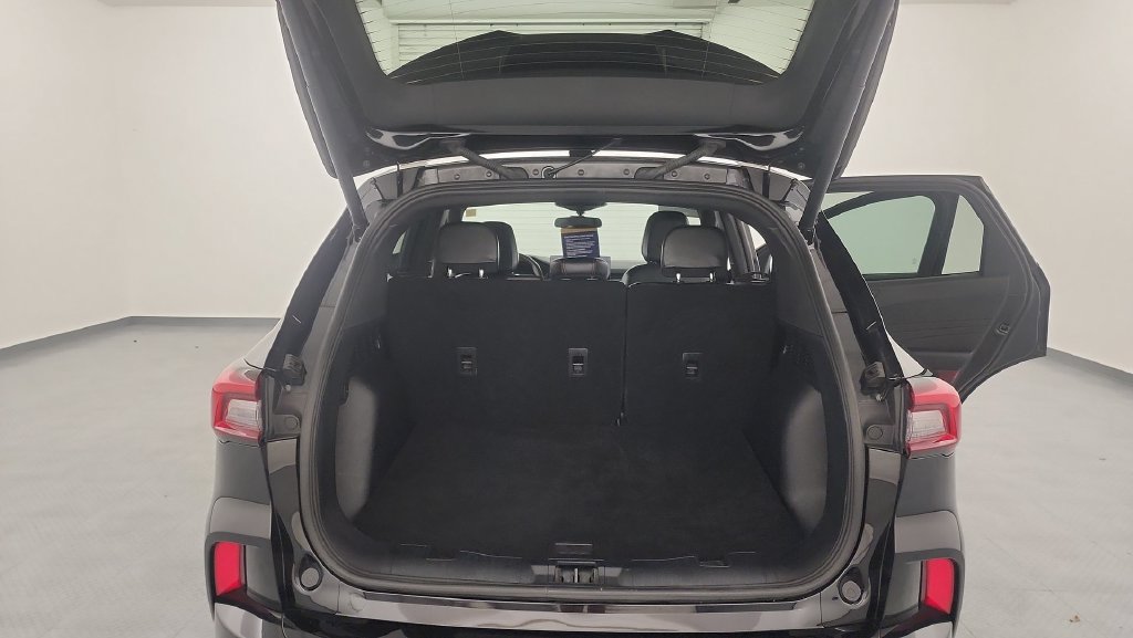 Certified 2024 Ford Escape ST-Line w/ Tech Pack #1 AWD/4WD image 26