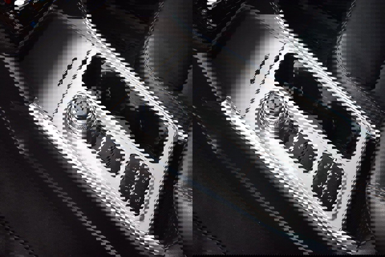 Certified 2023 Ford Explorer Limited w/ Limited Technology Package image 33