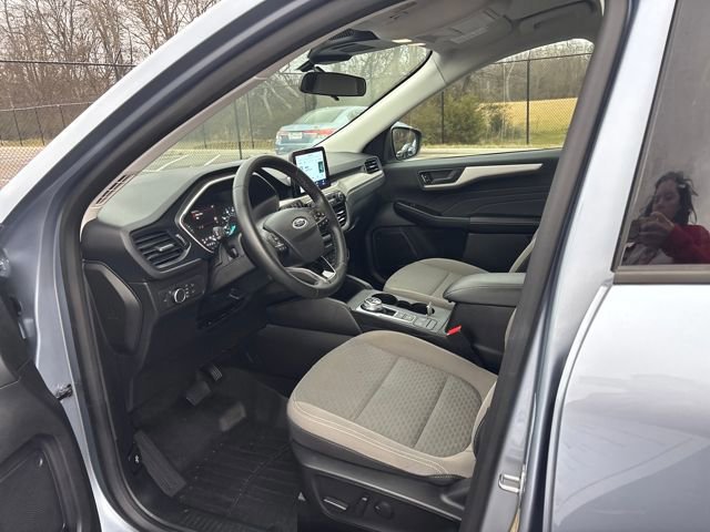 Certified 2022 Ford Escape SE w/ SE Sport Appearance Package image 14