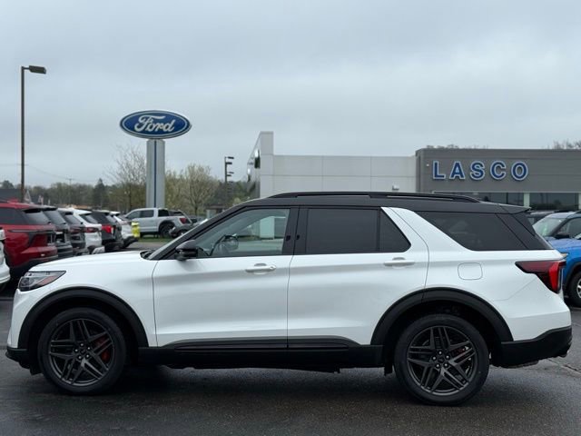 Certified 2025 Ford Explorer ST AWD/4WD image 49