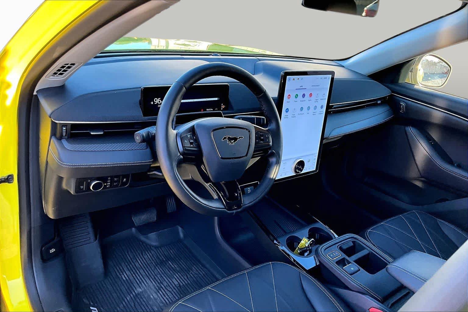 Certified 2025 Ford Mustang Mach-E Select w/ Comfort Package Lite AWD/4WD image 17