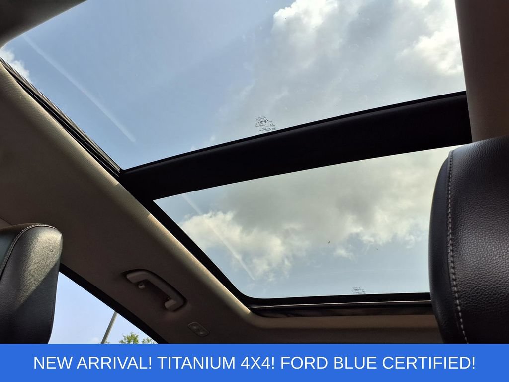 Certified 2019 Ford Escape Titanium AWD/4WD image 9