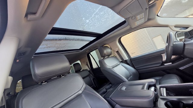 Certified 2025 Ford Expedition Active AWD/4WD image 27