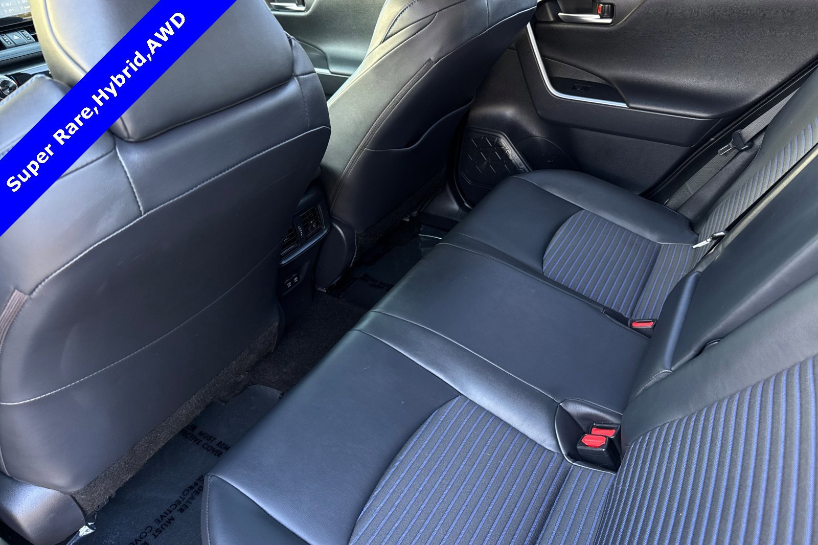 Used 2019 Toyota RAV4 XSE w/ XSE Weather Package image 12