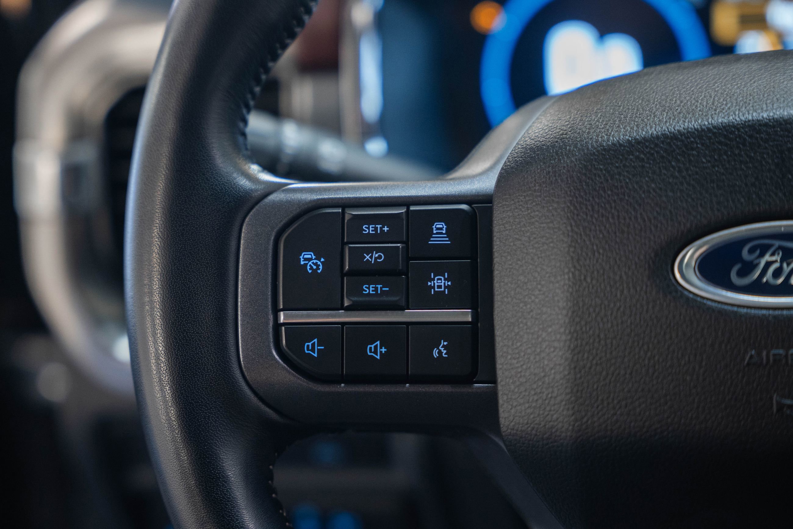 Certified 2023 Ford F150 Lariat w/ Equipment Group 502A High image 37