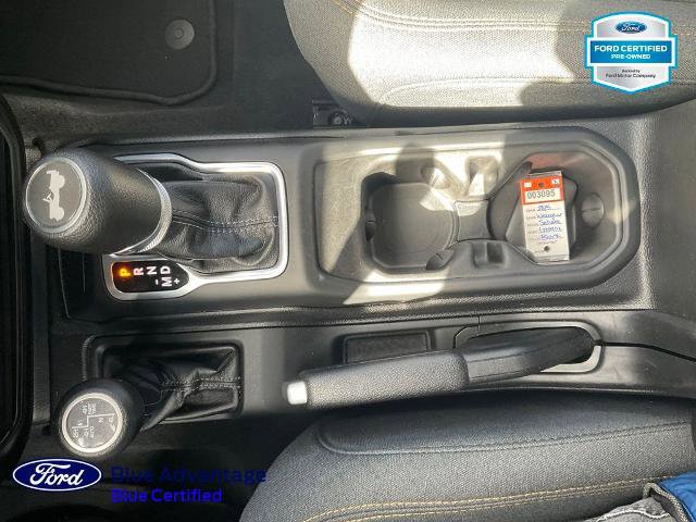 Used 2025 Jeep Wrangler Unlimited Sahara AWD/4WD image 11