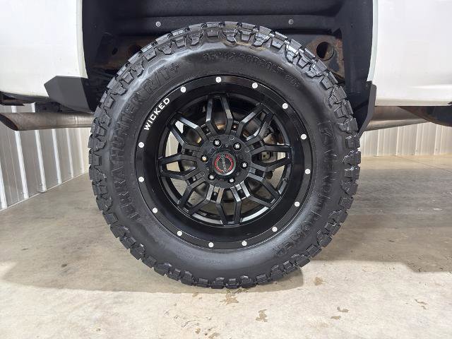 Used 2018 Chevrolet Silverado 1500 LT w/ All Star Edition image 28