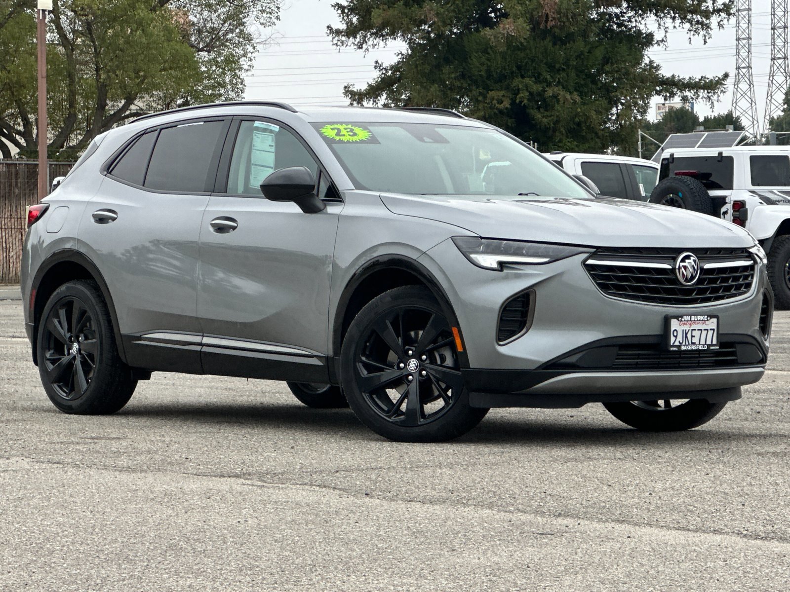 Used 2023 Buick Envision Preferred w/ Sport Touring Package image 2