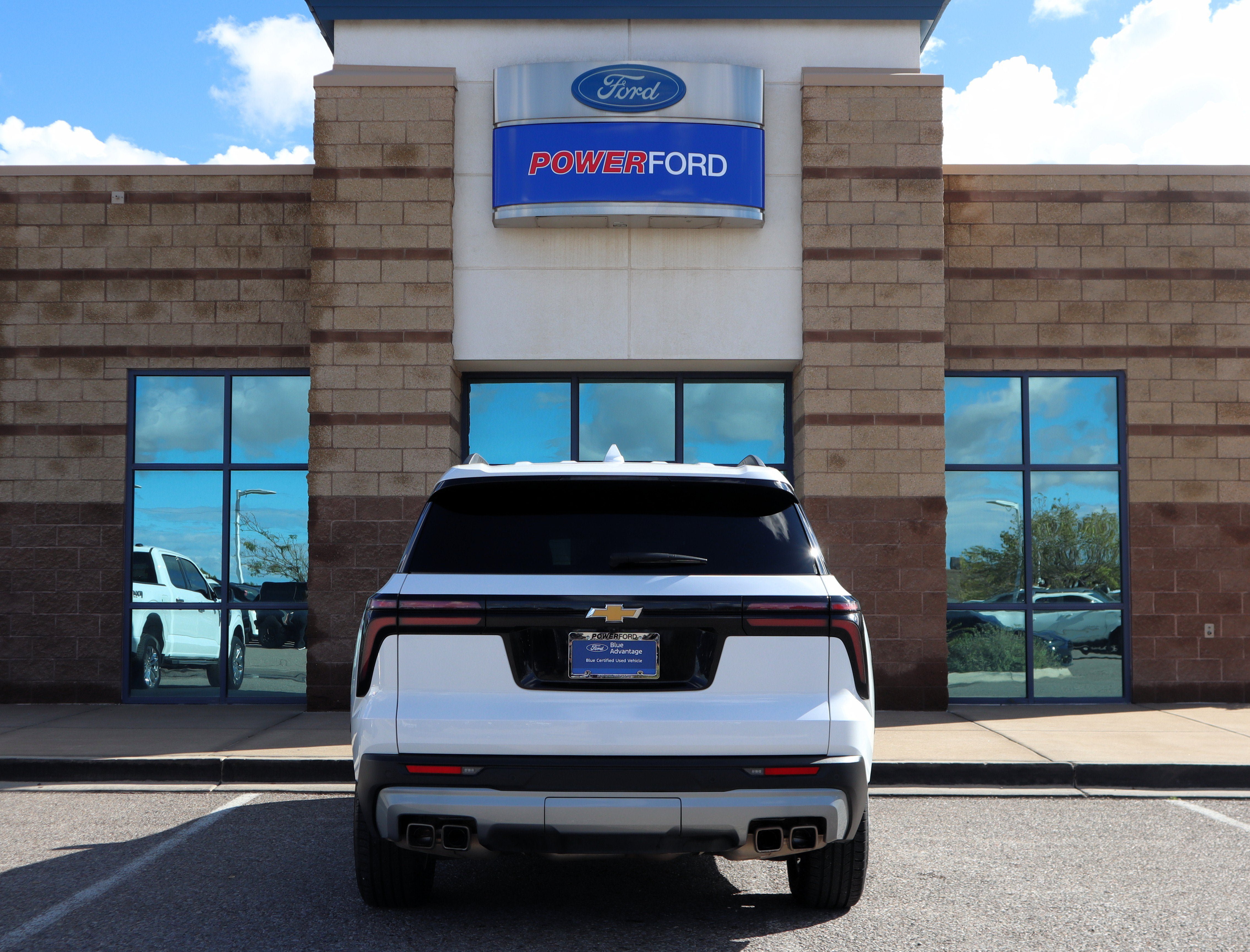 Used 2024 Chevrolet Traverse LT AWD/4WD image 7