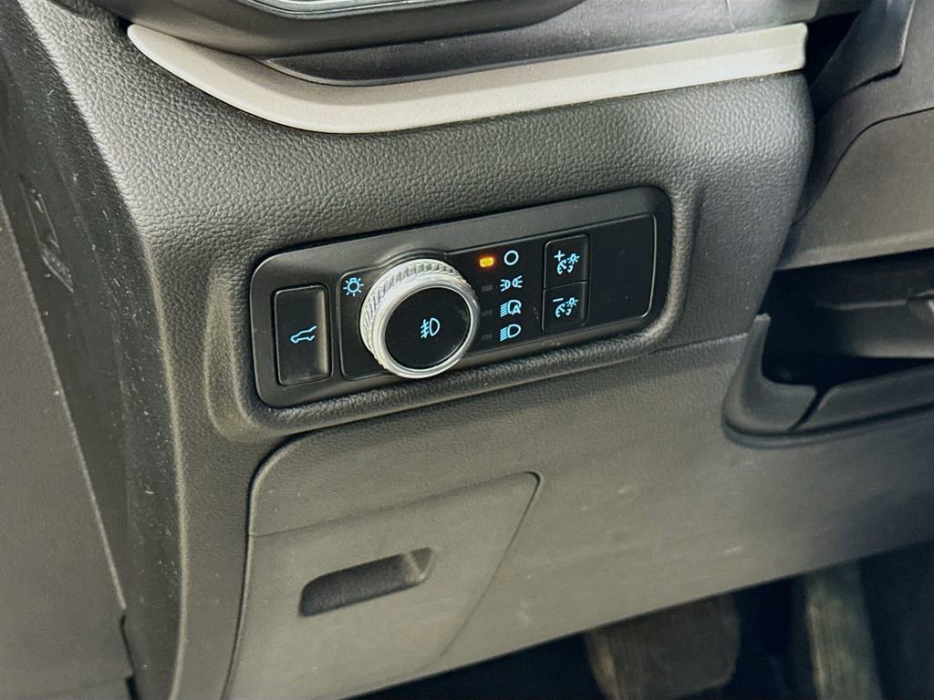 Certified 2023 Ford Explorer XLT w/ Equipment Group 202A image 16