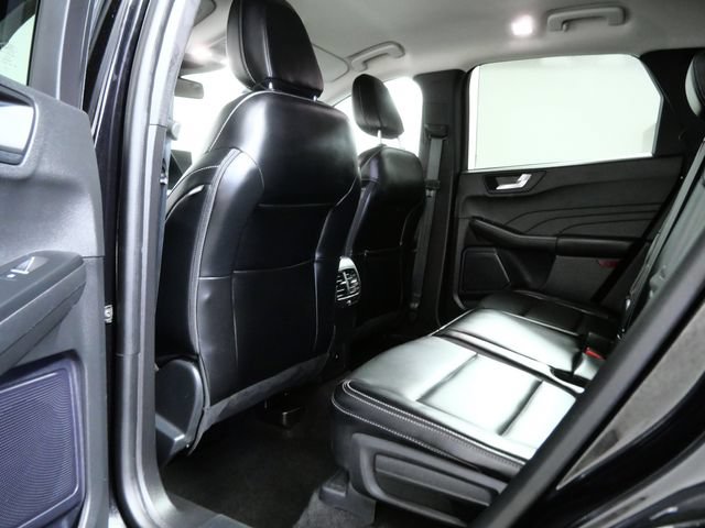Certified 2024 Ford Escape Platinum AWD/4WD image 13