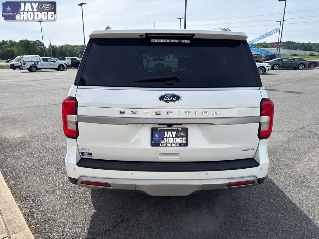 Certified 2024 Ford Expedition Max XLT RWD image 5