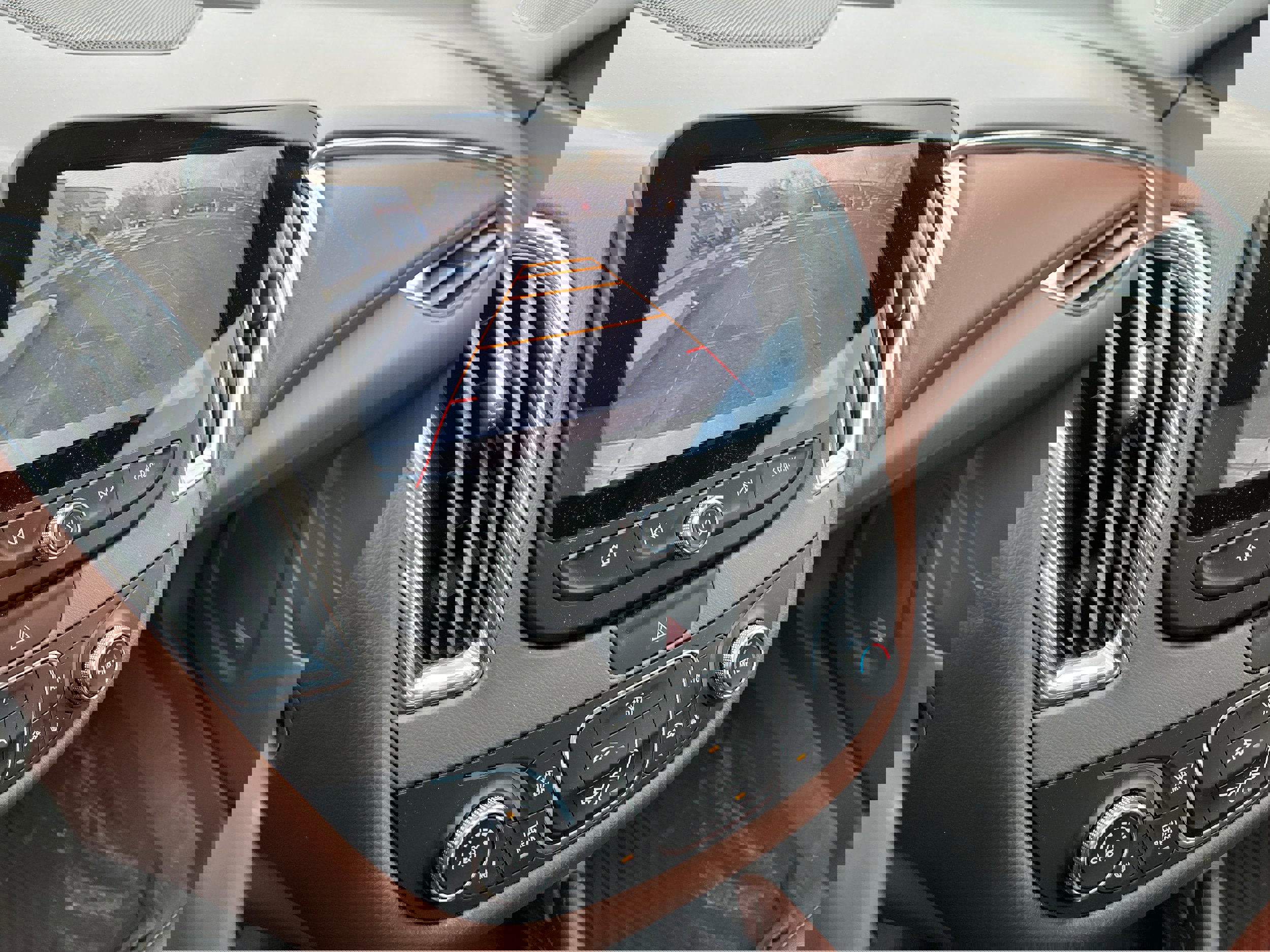 Used 2017 Chevrolet Malibu LT w/ Leather Package image 19