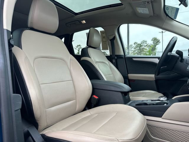 Certified 2020 Ford Escape SEL image 29