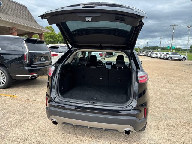 Certified 2024 Ford Edge Titanium AWD/4WD image 10