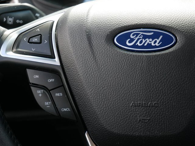 Certified 2024 Ford Edge SEL w/ Convenience Package AWD/4WD image 16