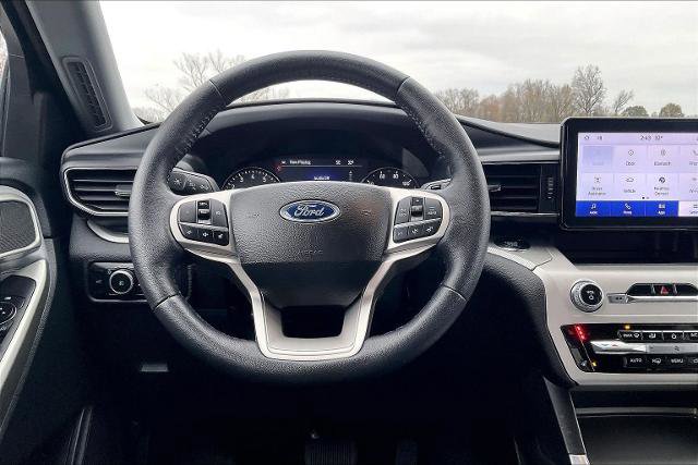 Certified 2023 Ford Explorer XLT w/ Equipment Group 202A image 5