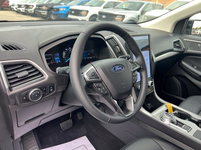 Certified 2024 Ford Edge SEL w/ Convenience Package AWD/4WD image 7