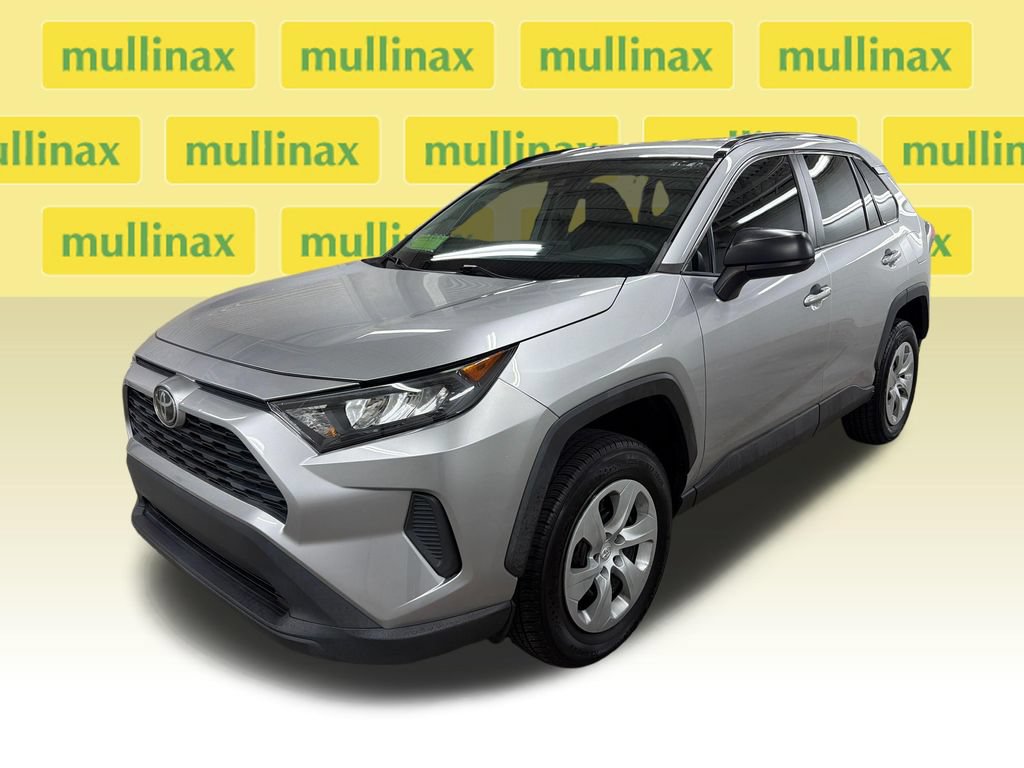 Used 2020 Toyota RAV4 LE FWD image 14