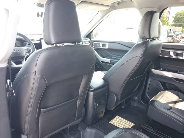 Certified 2023 Ford Explorer XLT w/ Equipment Group 202A AWD/4WD image 29