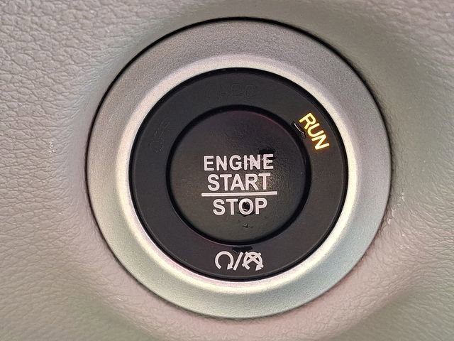 Used 2020 Chrysler Pacifica Touring-L Plus image 23