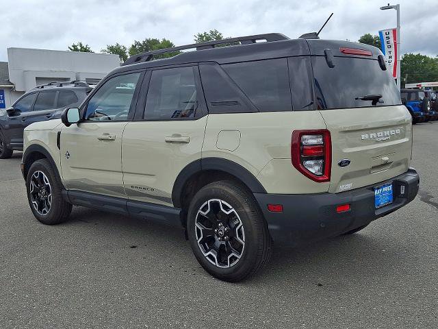 Certified 2025 Ford Bronco Sport Outer Banks w/ Outer Banks Tech Package+ AWD/4WD image 4