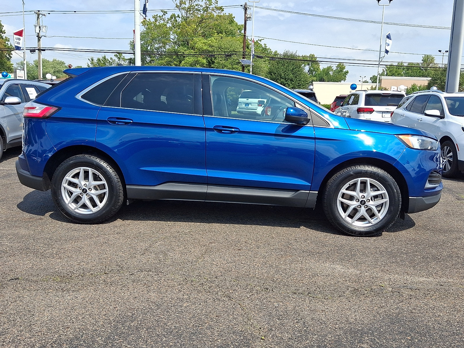 Certified 2024 Ford Edge SEL AWD/4WD image 8