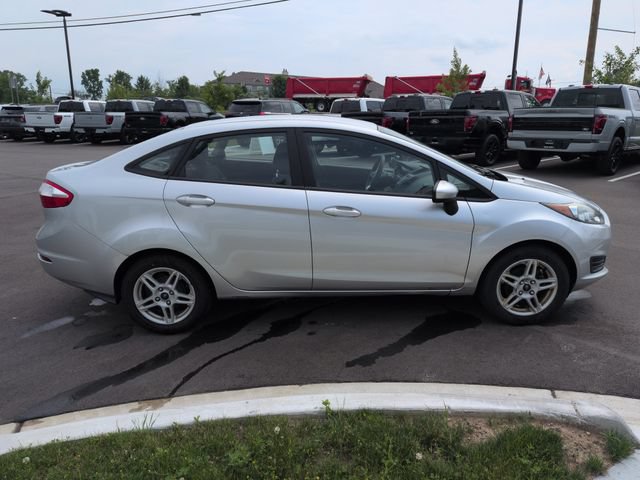 Certified 2017 Ford Fiesta SE FWD image 6