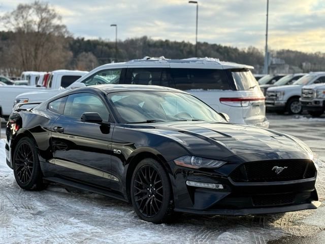 Certified 2018 Ford Mustang GT w/ GT Performance Package image 30