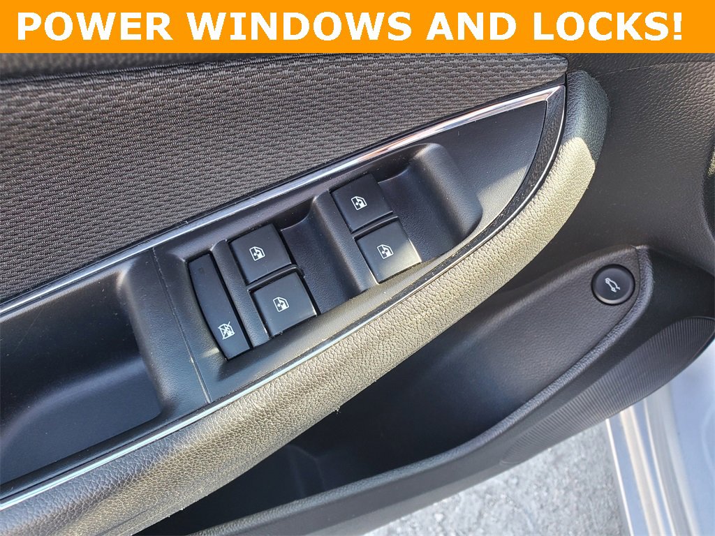 Used 2018 Chevrolet Cruze LS image 15