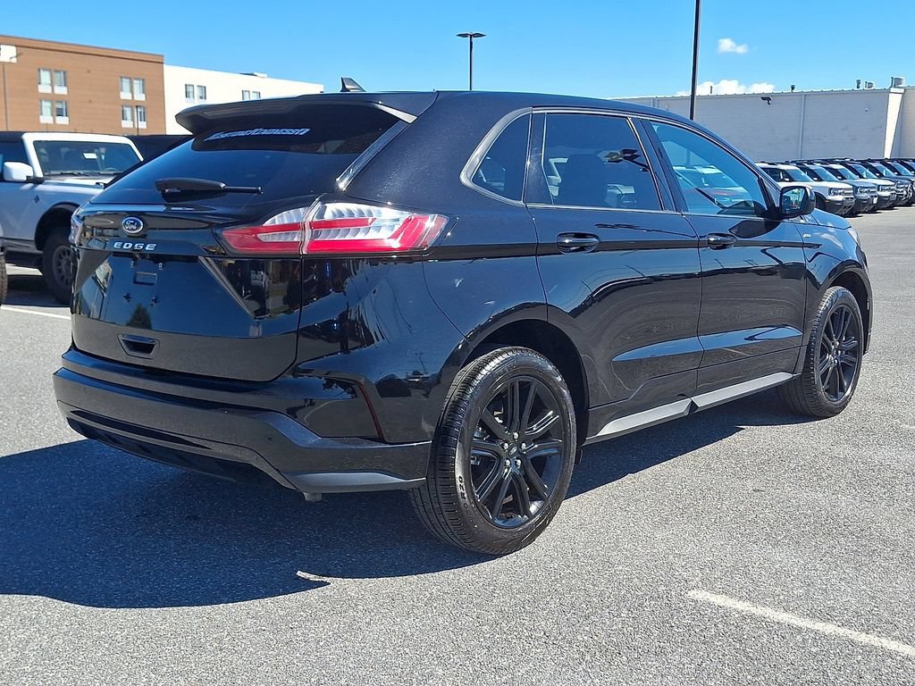 Certified 2024 Ford Edge ST-Line AWD/4WD image 6