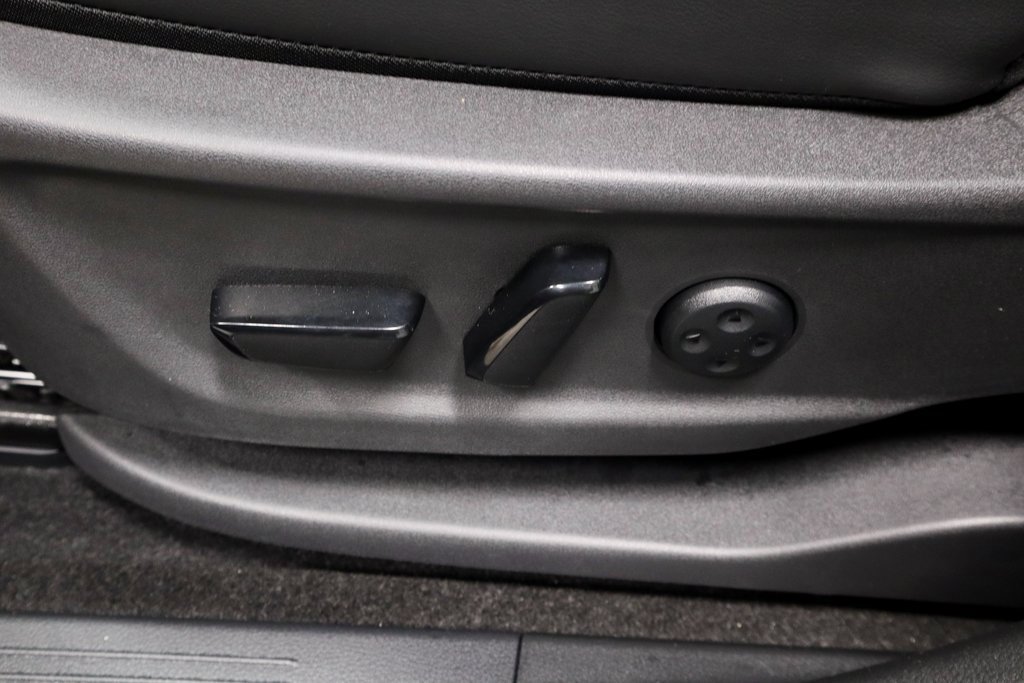 Used 2024 Nissan Ariya ENGAGE image 23