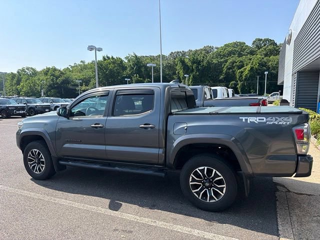 Used 2020 Toyota Tacoma TRD Sport w/ Technology Package AWD/4WD image 4