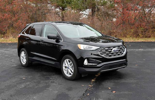 Certified 2022 Ford Edge SEL w/ Convenience Package
