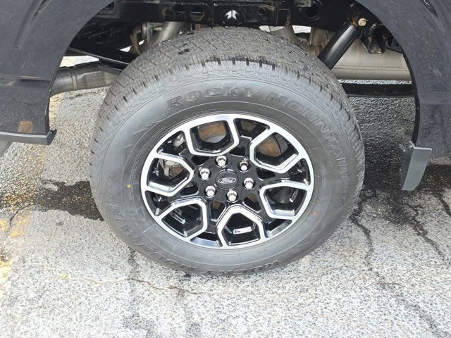 Certified 2023 Ford F150 XLT w/ Equipment Group 302A High image 7