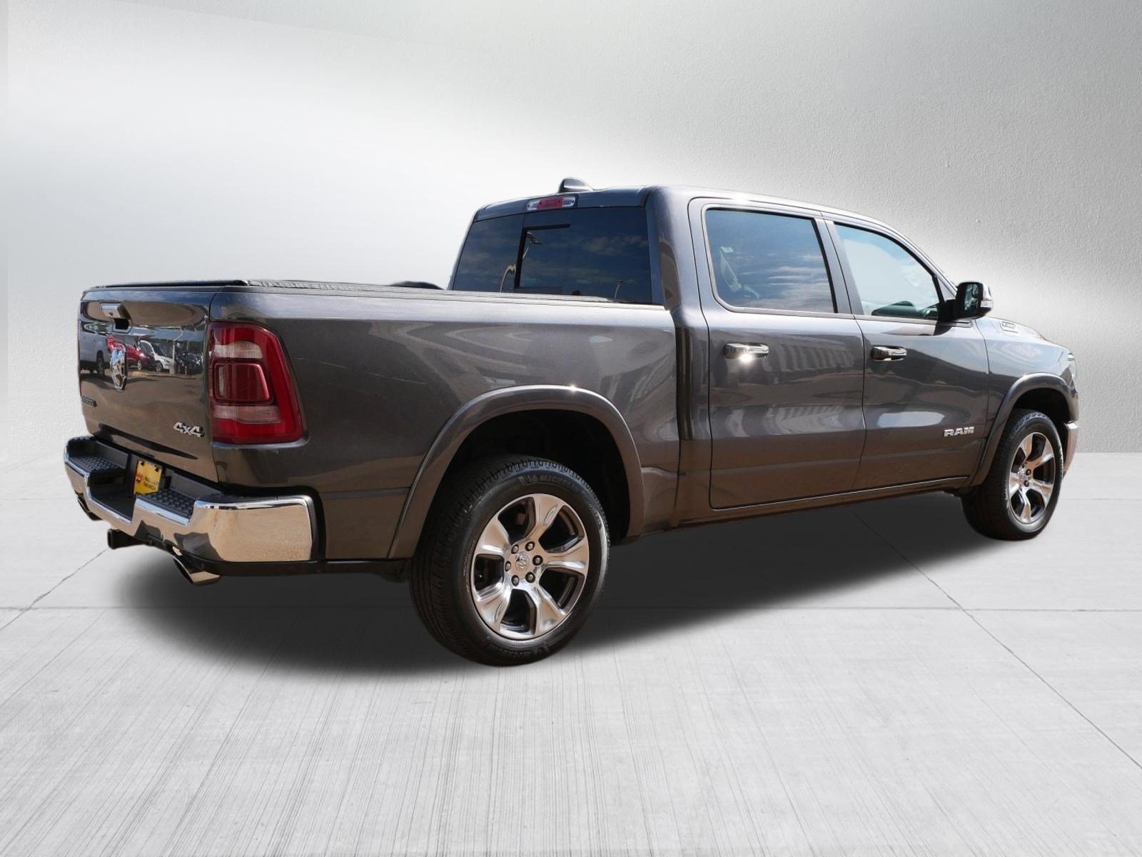 Used 2021 RAM 1500 Laramie AWD/4WD image 7