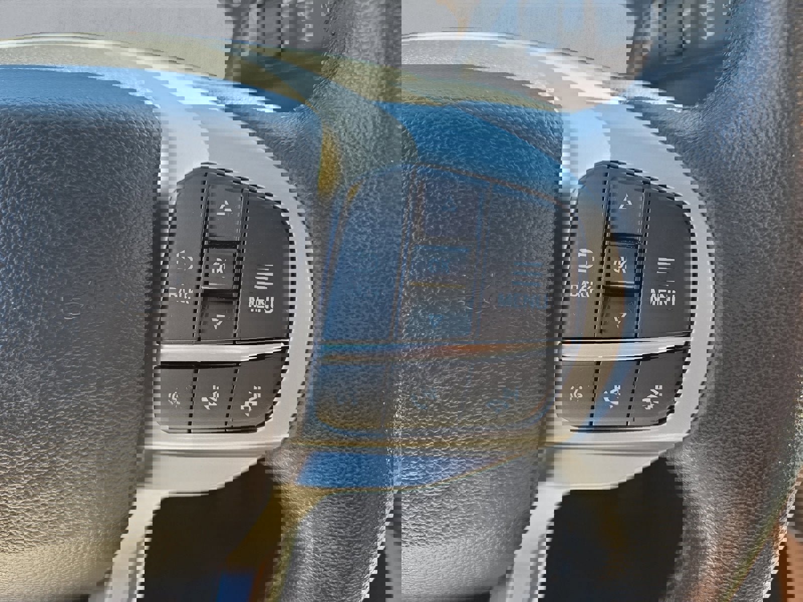 Certified 2022 Ford Explorer XLT image 15