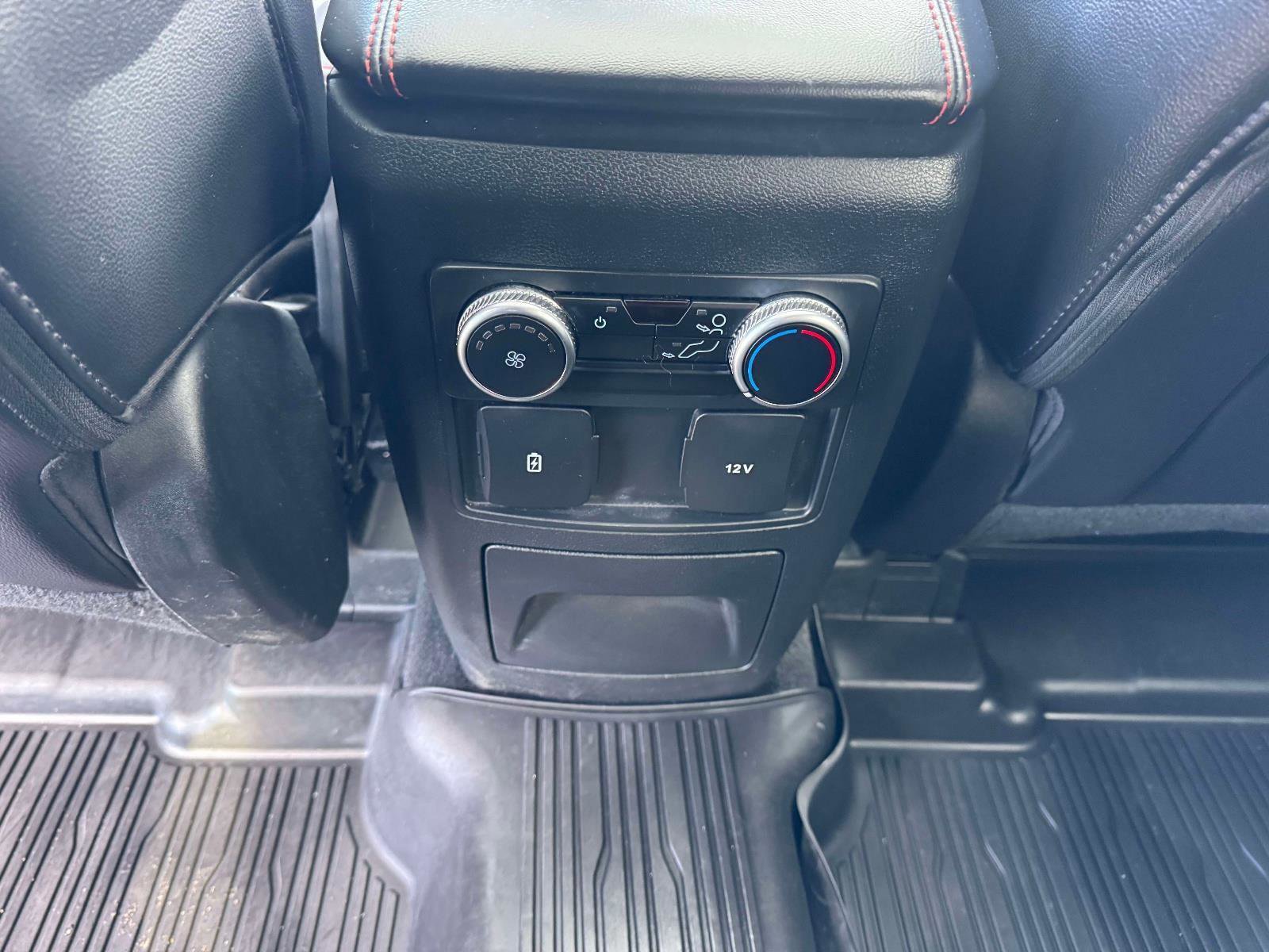 Certified 2023 Ford Explorer ST-Line w/ Class IV Trailer Tow Package image 19