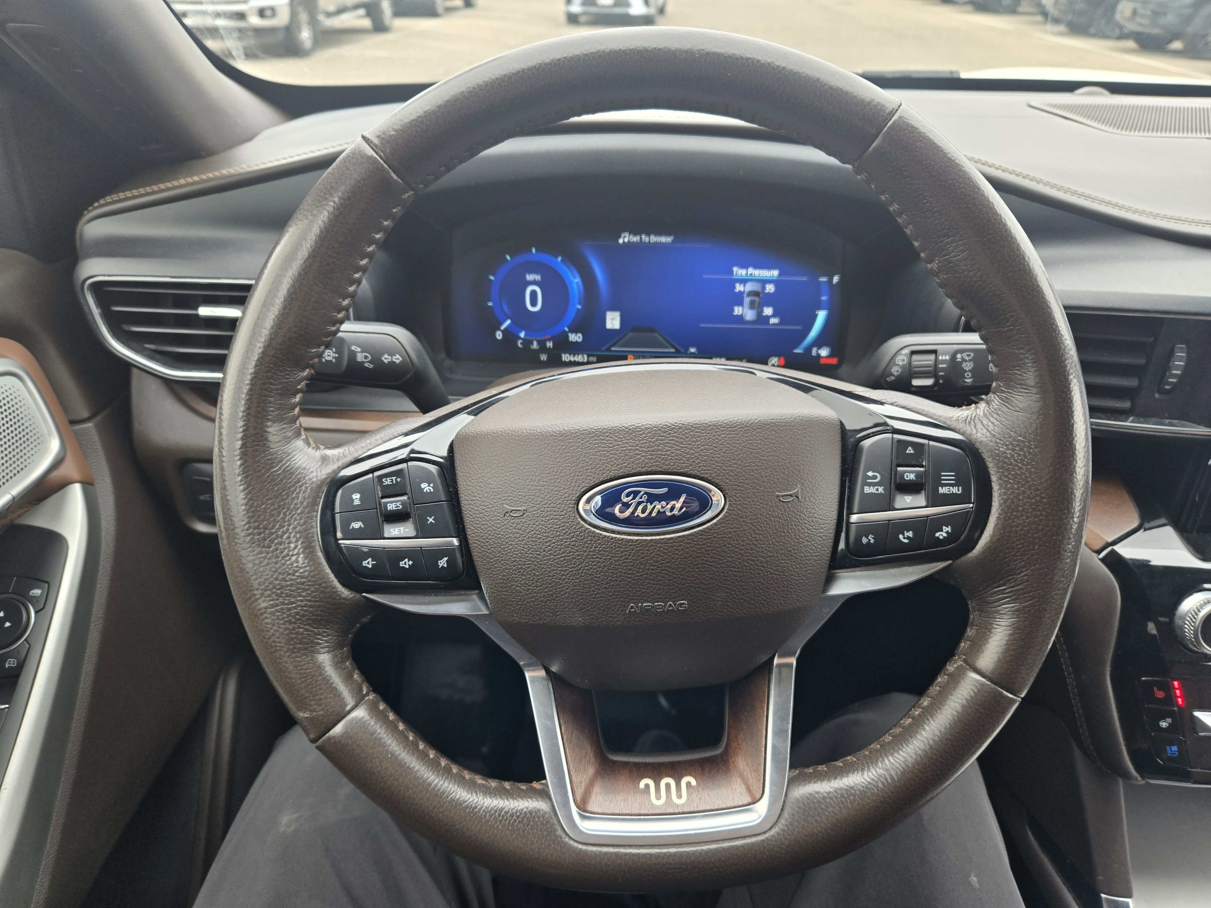 Certified 2022 Ford Explorer King Ranch w/ Class IV Trailer Tow Package AWD/4WD image 8