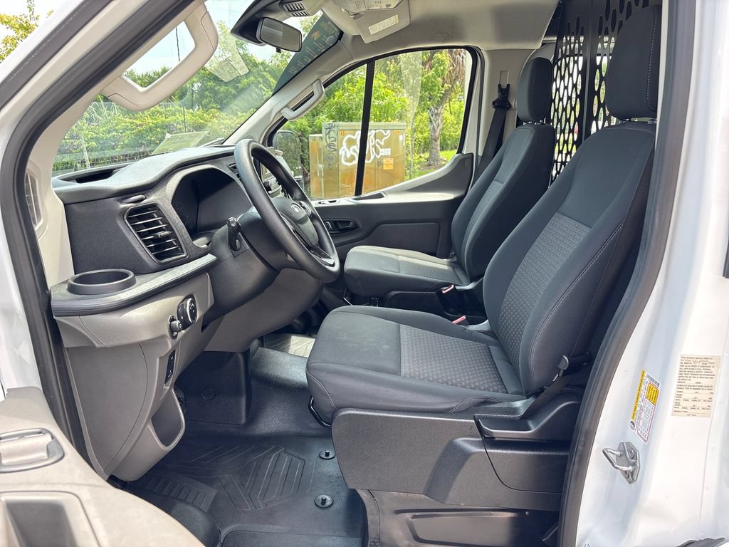 Certified 2025 Ford Transit 250 Low Roof w/ Exterior Upgrade Package RWD image 30