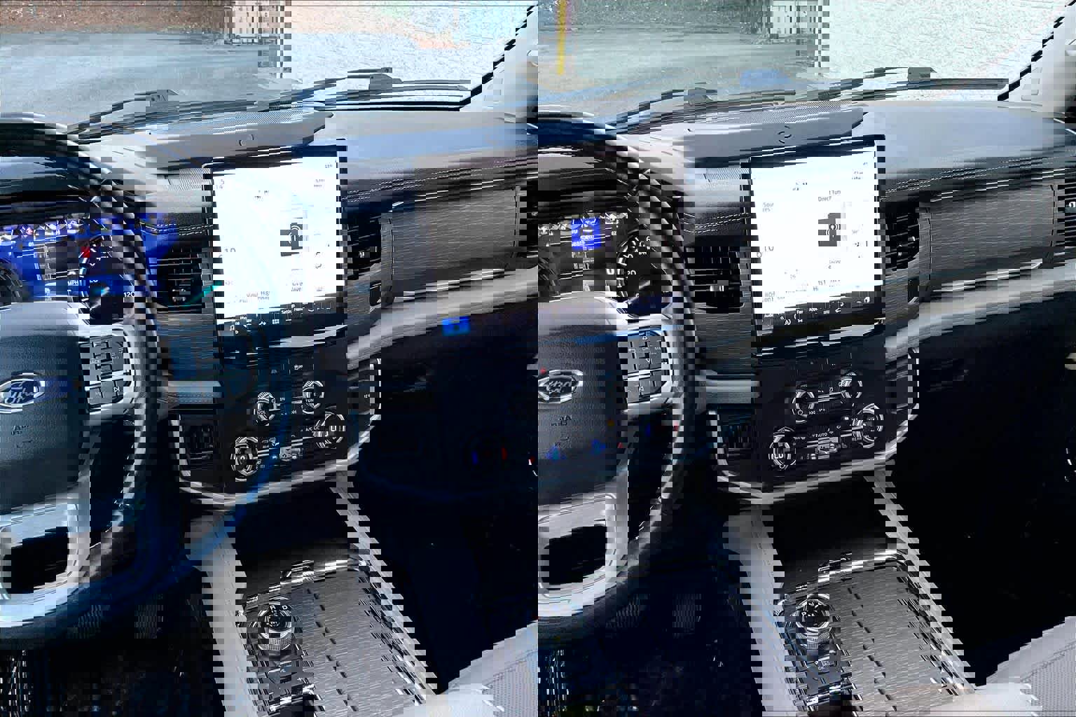 Certified 2023 Ford Expedition Limited image 8