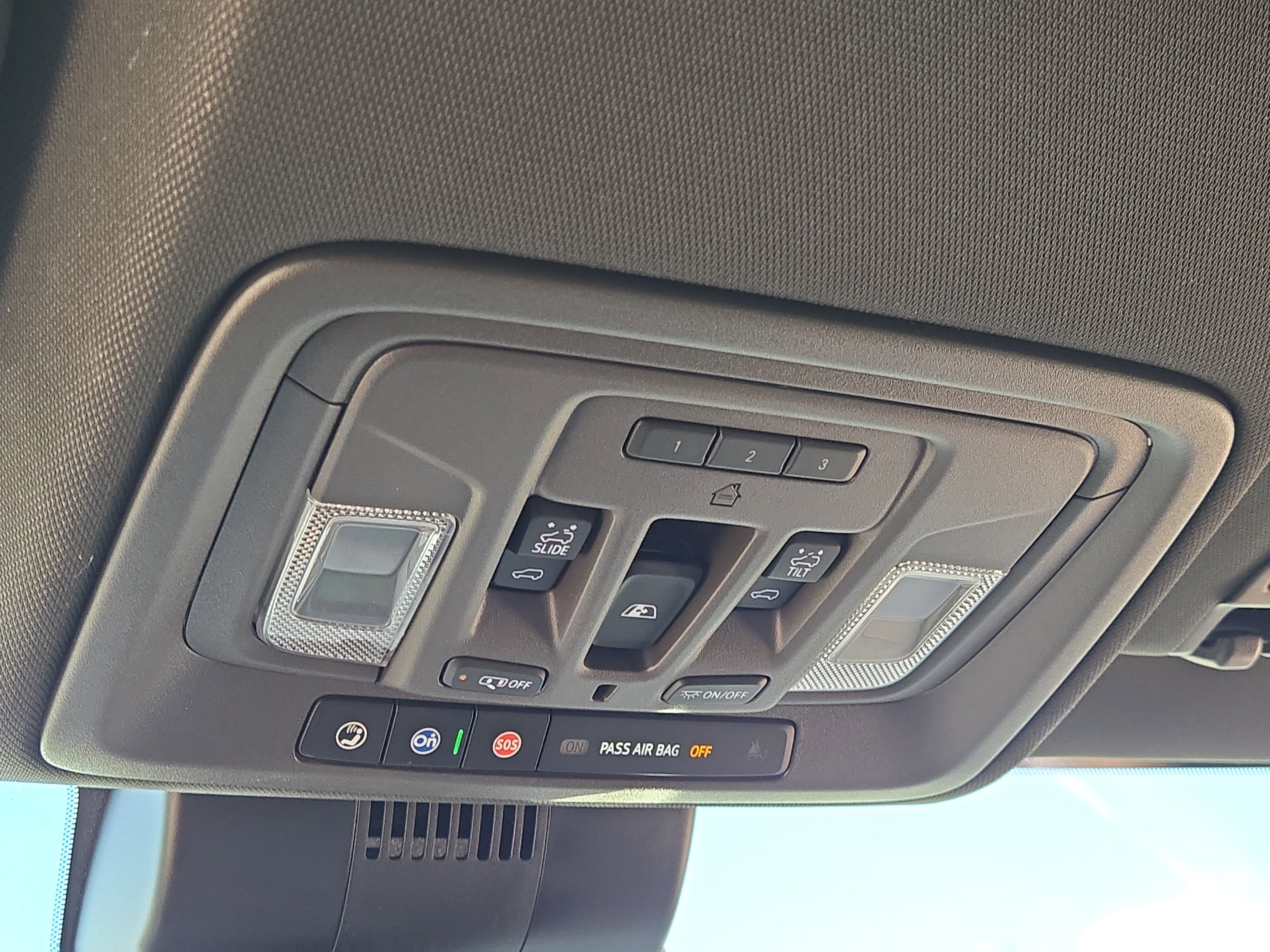 Used 2024 Chevrolet Silverado 1500 LT Trail Boss w/ Convenience Package II AWD/4WD image 32